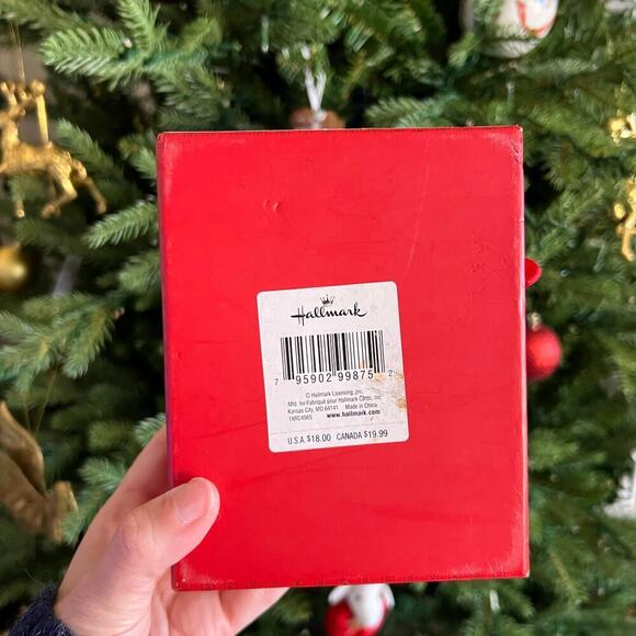 NEW in Box Hallmark 2007 White Porcelain Christmas Bell with Wreath Bow Ornament - Picture 9 of 9